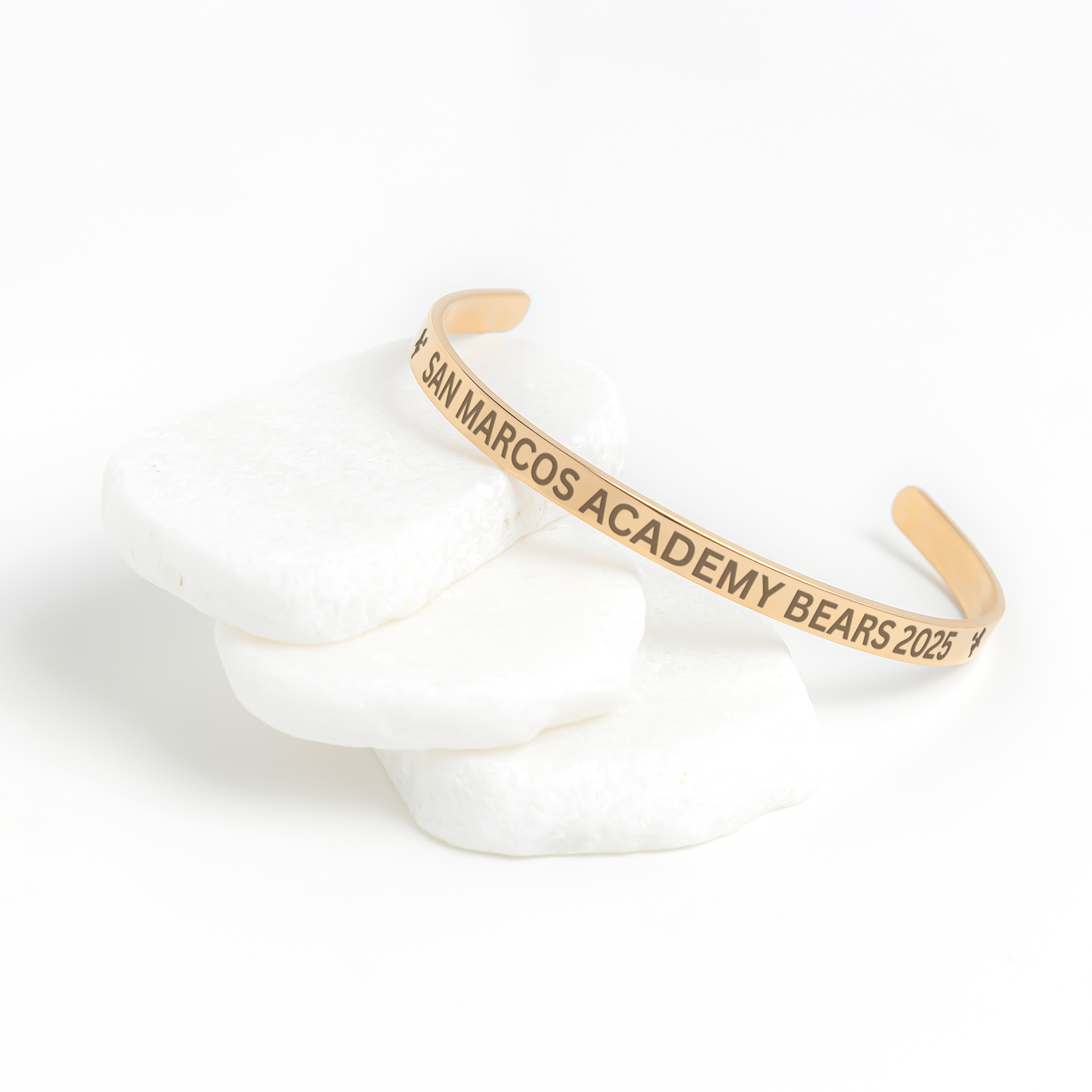 SAN_MARCOS_ACADEMY_BEARS_Rose_Gold_Lifestyle_02_Mockup.png